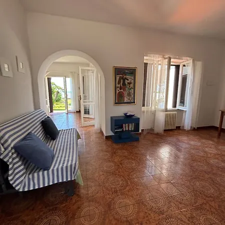 Casa de Férias Con Accesso Diretto Al Mare Terracina